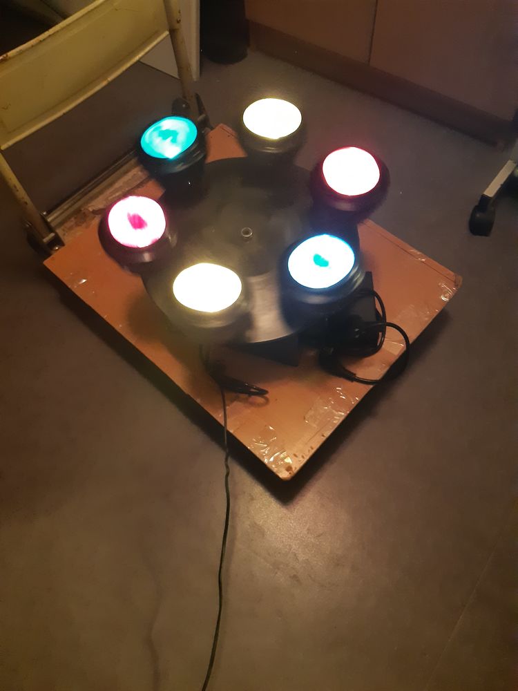 Lampe Tricolore ... 29 Paris 20 (75)