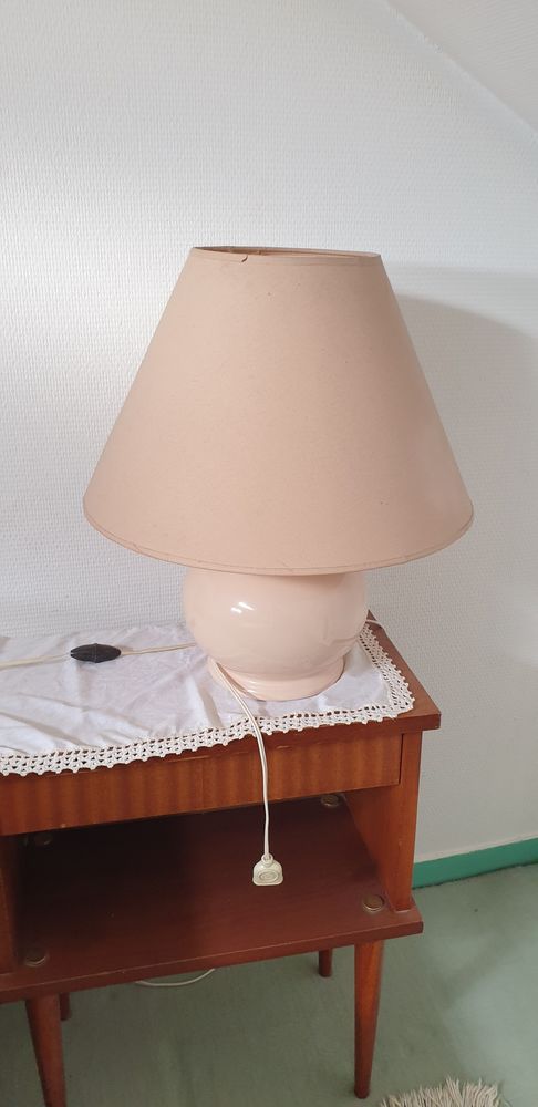 Lampe 10 Combs-la-Ville (77)