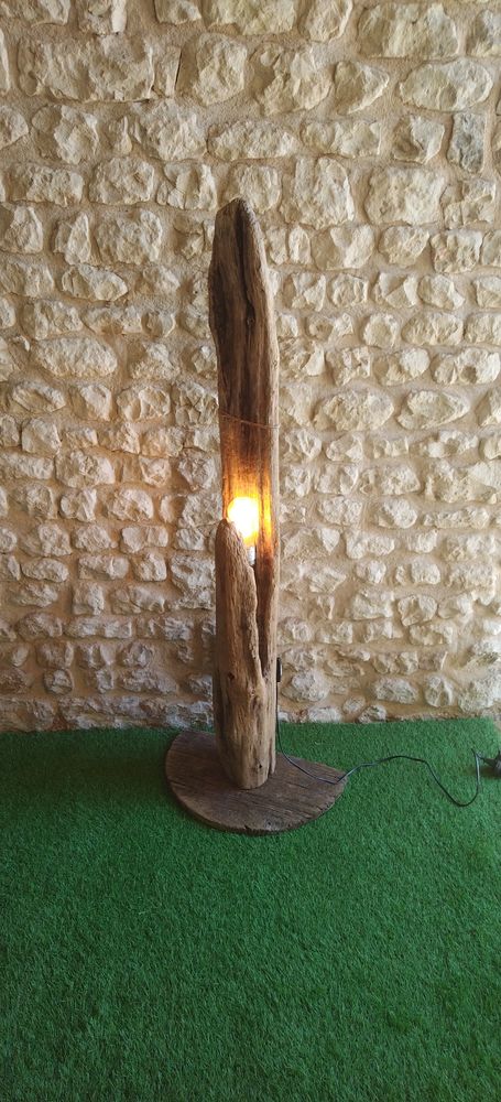 Lampe 120 Saintes (17)