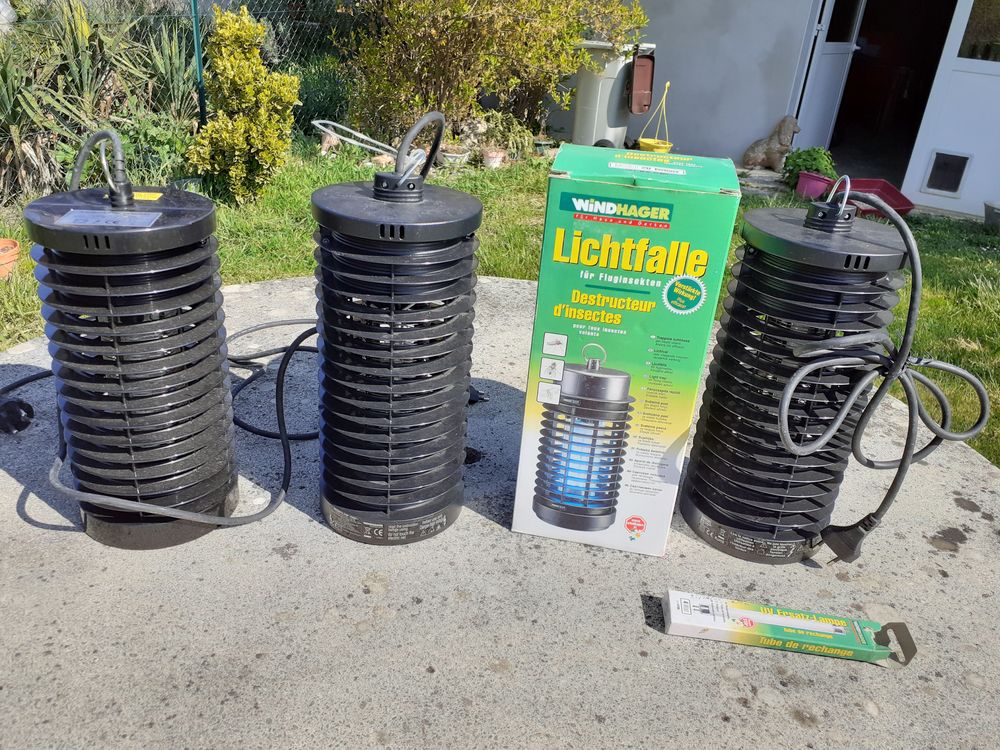 Lot 3 Lampes Anti-Moustiques : Mosquito, Windhager,... 30 Le Vernois (39)