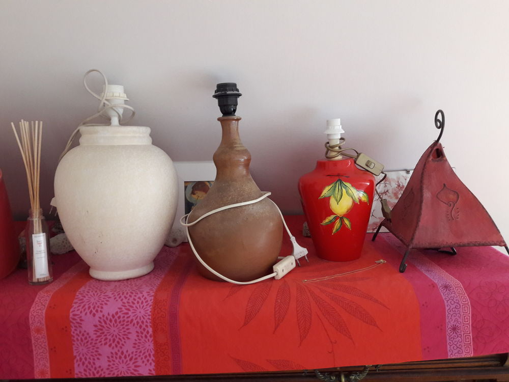 lot de 4 lampes avec abat jour  pour certaines 20 Loctudy (29)