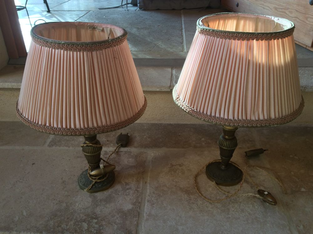 Lampes chevet/ Lampes bureau 50 Menton (06)