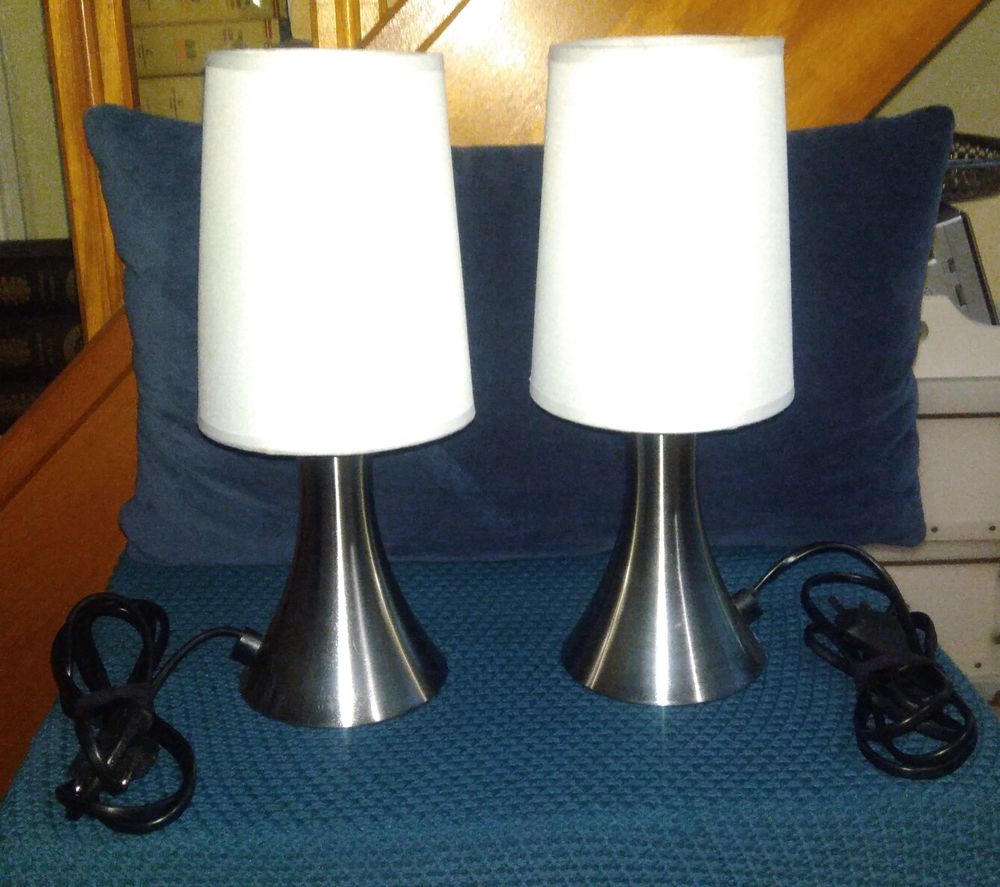 2 LAMPES CHEVETS TACTILES 10 Mantes-la-Jolie (78)