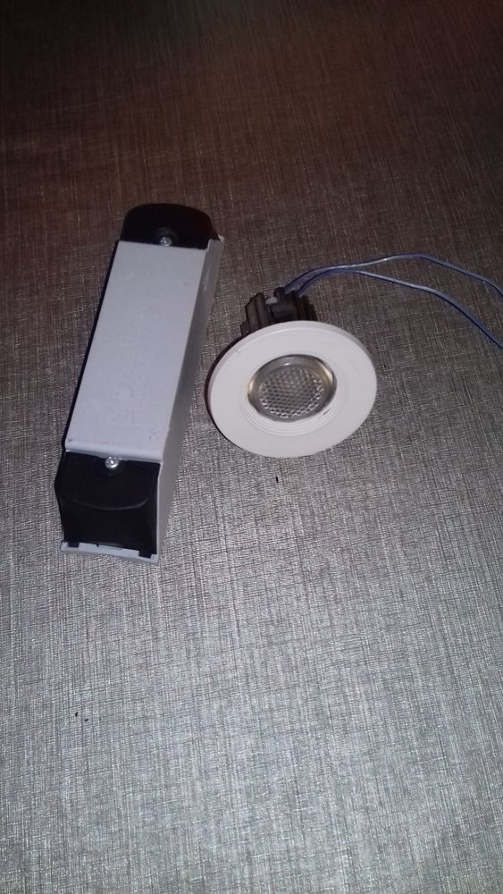 Lampes �76, lampes 12V 5 Marsaneix (24)