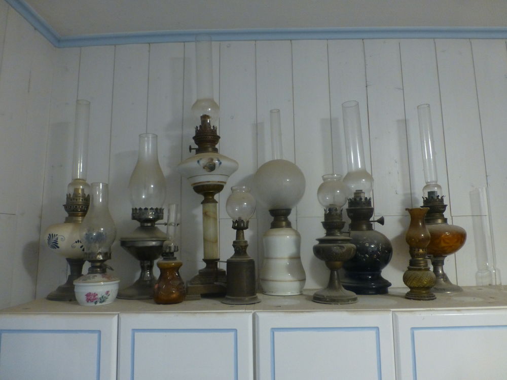 lot de 11 lampes � p�trole 385 Ully-Saint-Georges (60)