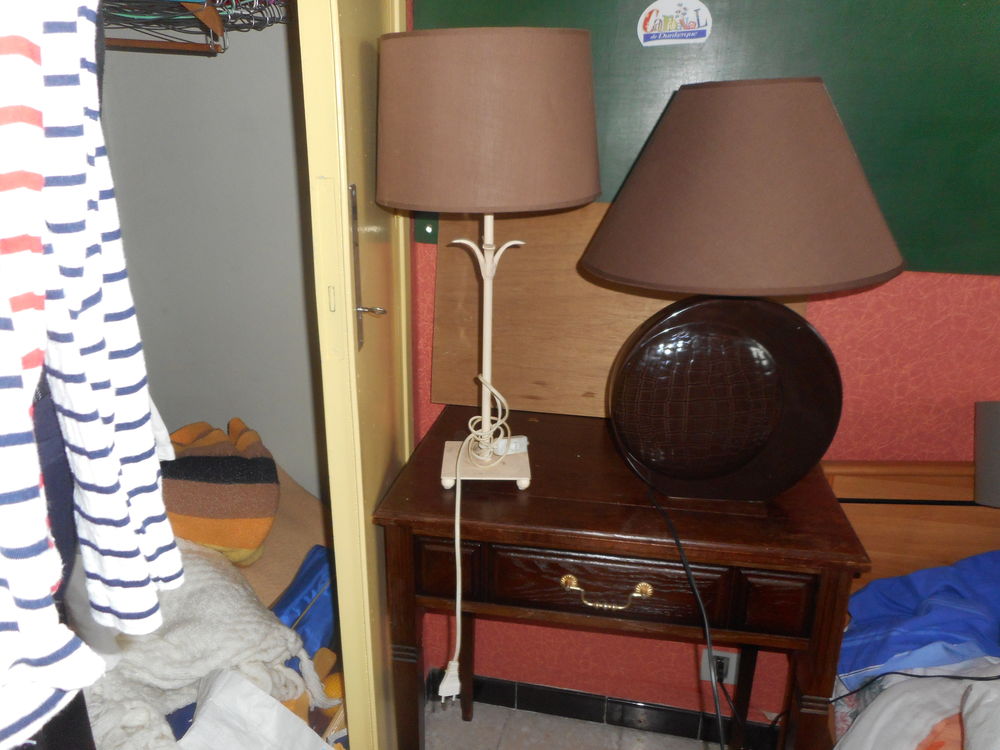 lampes 5 N�mes (30)