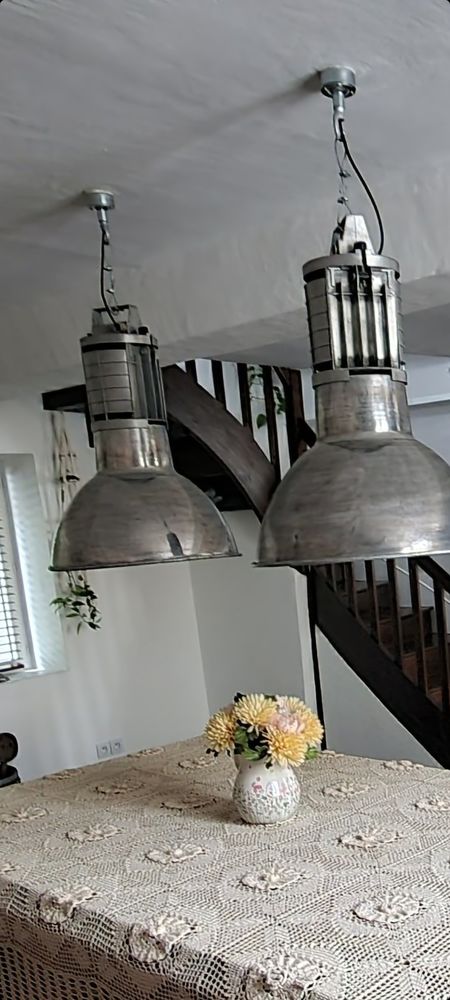 2 lamps vintage en acier 250 Bagnoles De L Orne (61)