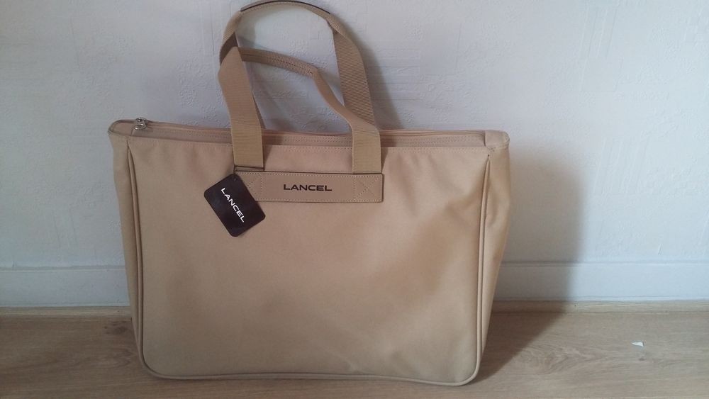 Sac Lancel neuf 100 Clichy (92)