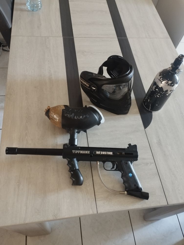 Lanceur paintball avec sont �quipements 100 Mouy (60)
