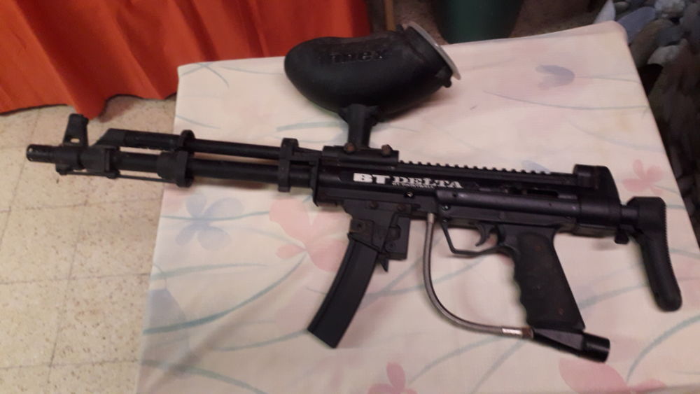 LANCEUR  PAINTBALL TBE   75e 0 Li�vin (62)