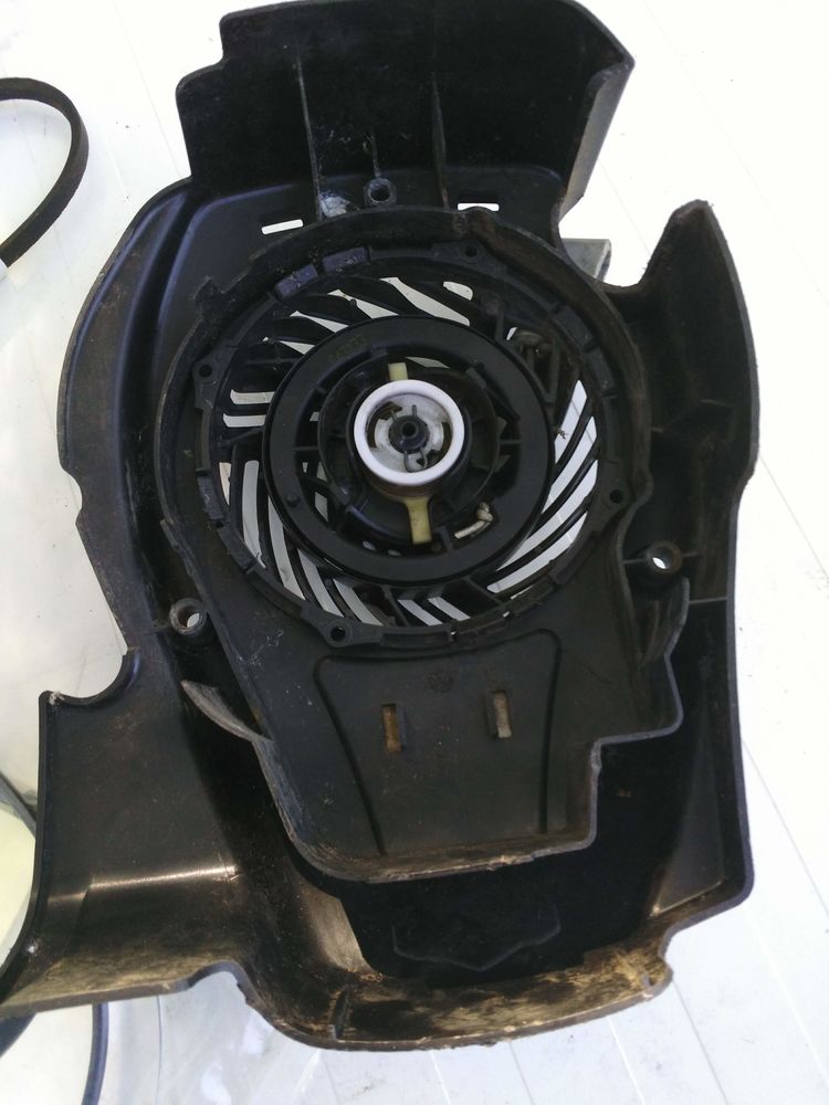 LANCEUR POUR TONDEUSE B&S 20 Moragne (17)