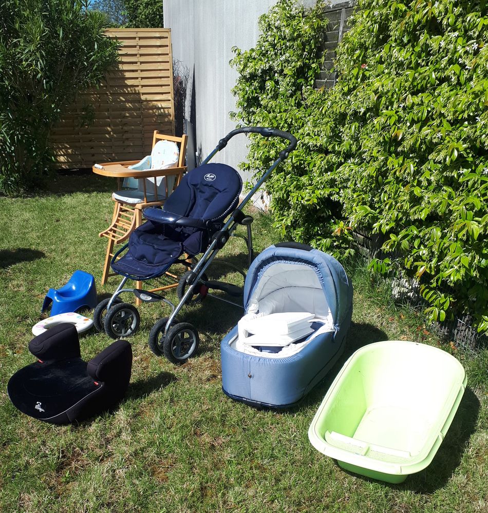 Landau , poussette , chaise haute ,  ect.. 30 Fors (79)
