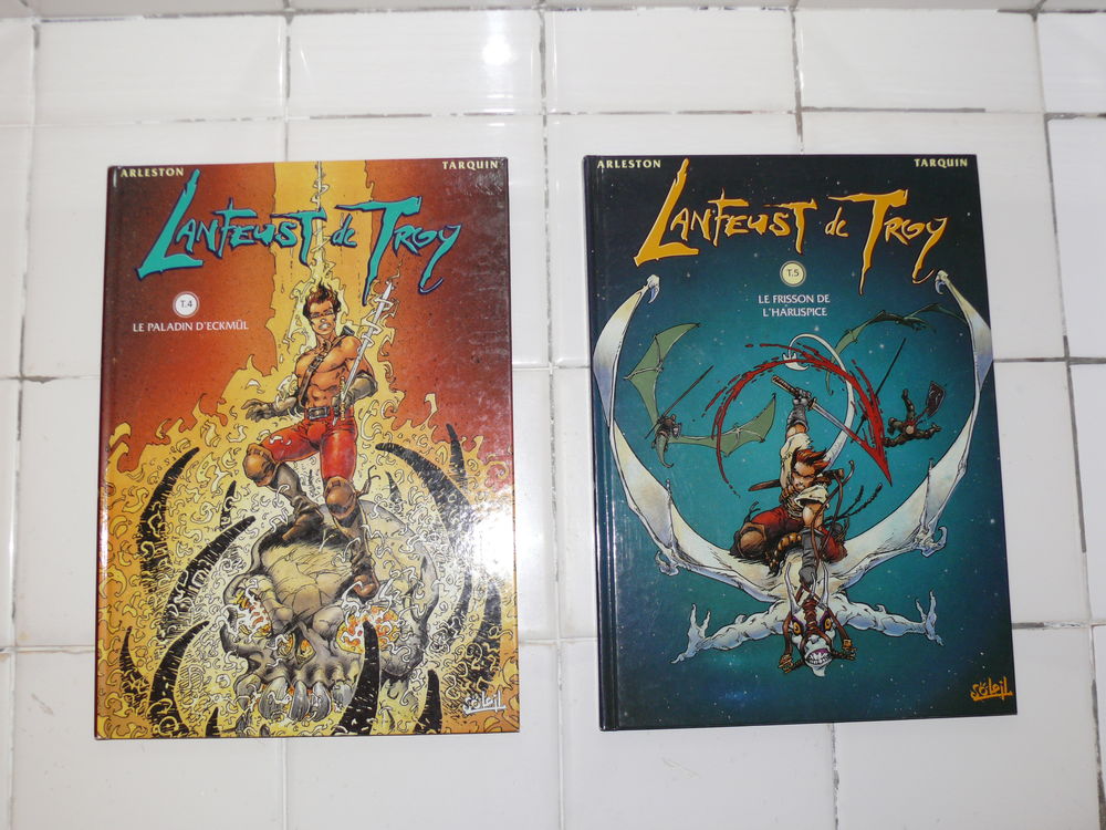 2 BD :  Lanfeust de Troy  7 Saintes (17)