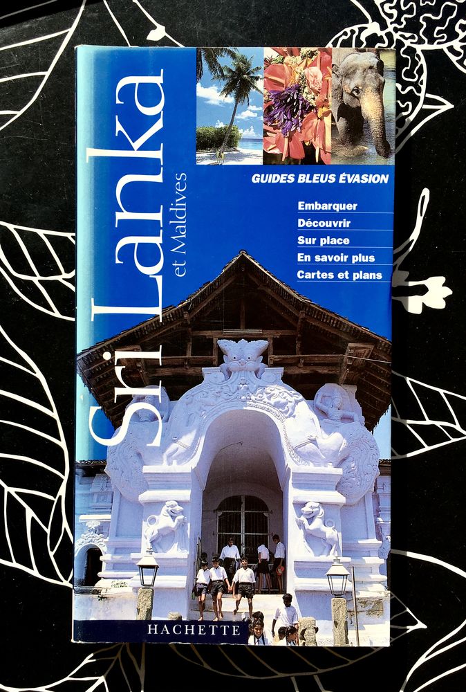 SRI LANKA et Maldives - Guide bleu �vasion, 230 pages; Neuf 3 L'Isle-Jourdain (32)