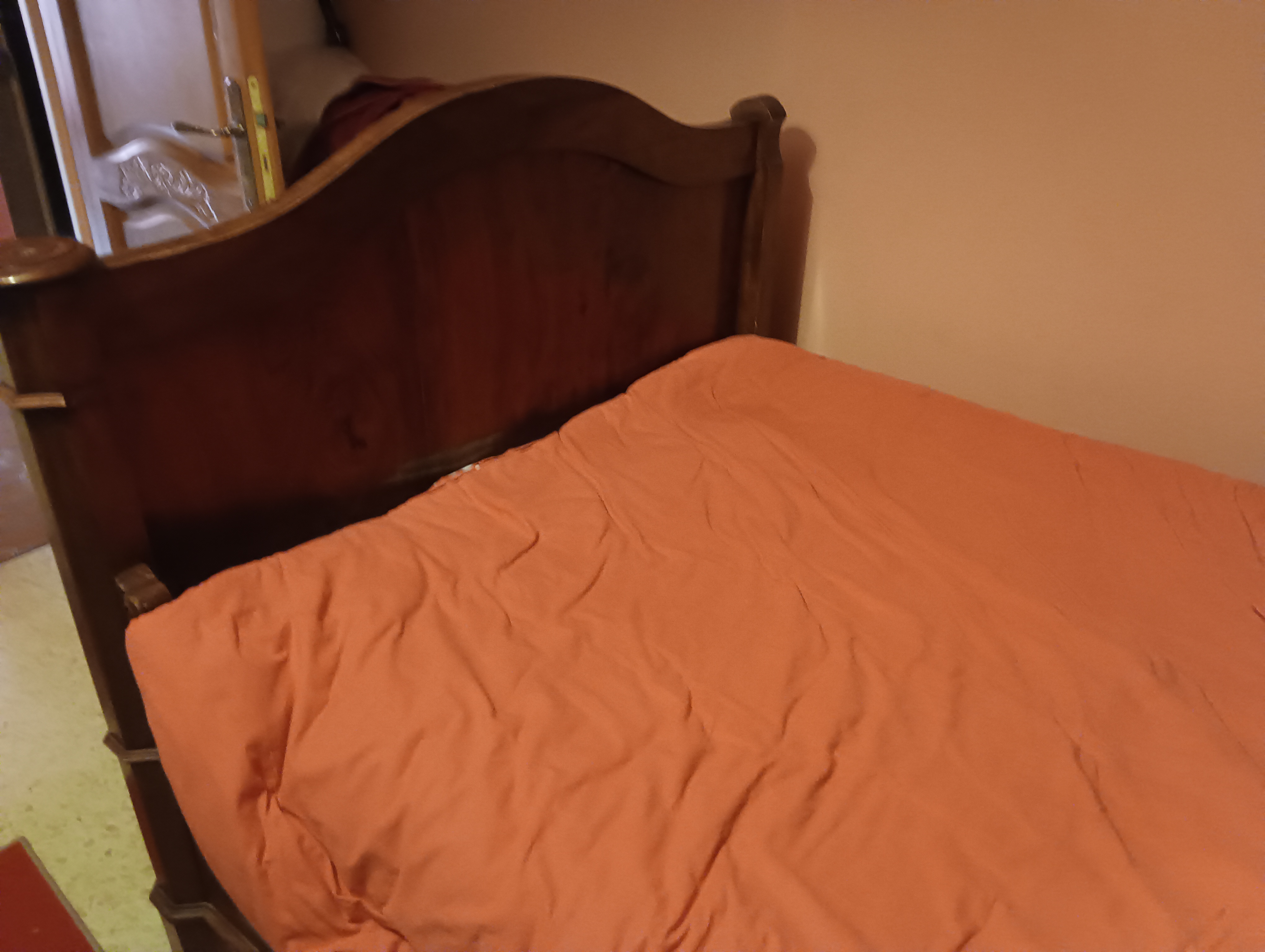 Lit 120 de large /haut /190 longueur 50 St Cesaire (30)