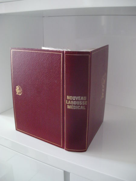 LAROUSSE MEDICAL 15 Saint-Etienne (42)