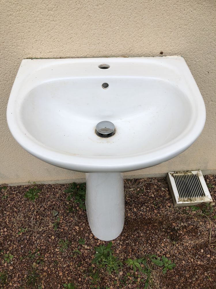 Lavabo sur colonne 15 Bannay (18)
