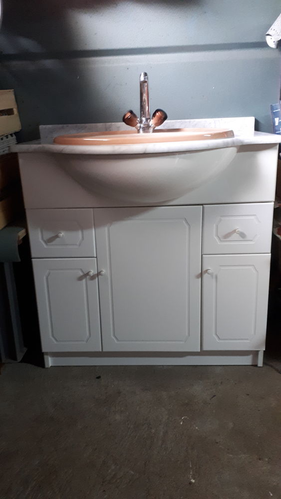 lavabo + meuble+robinetterie 100 Beaupr�au (49)