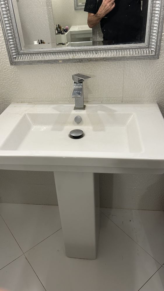 Lavabo sur pied 110 Nice (06)