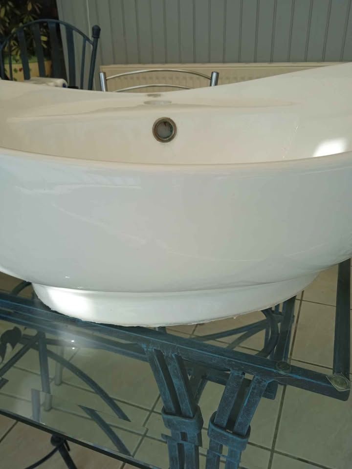 Lavabo de salle de bain forme ovale 20 Ablaincourt-Pressoir (80)
