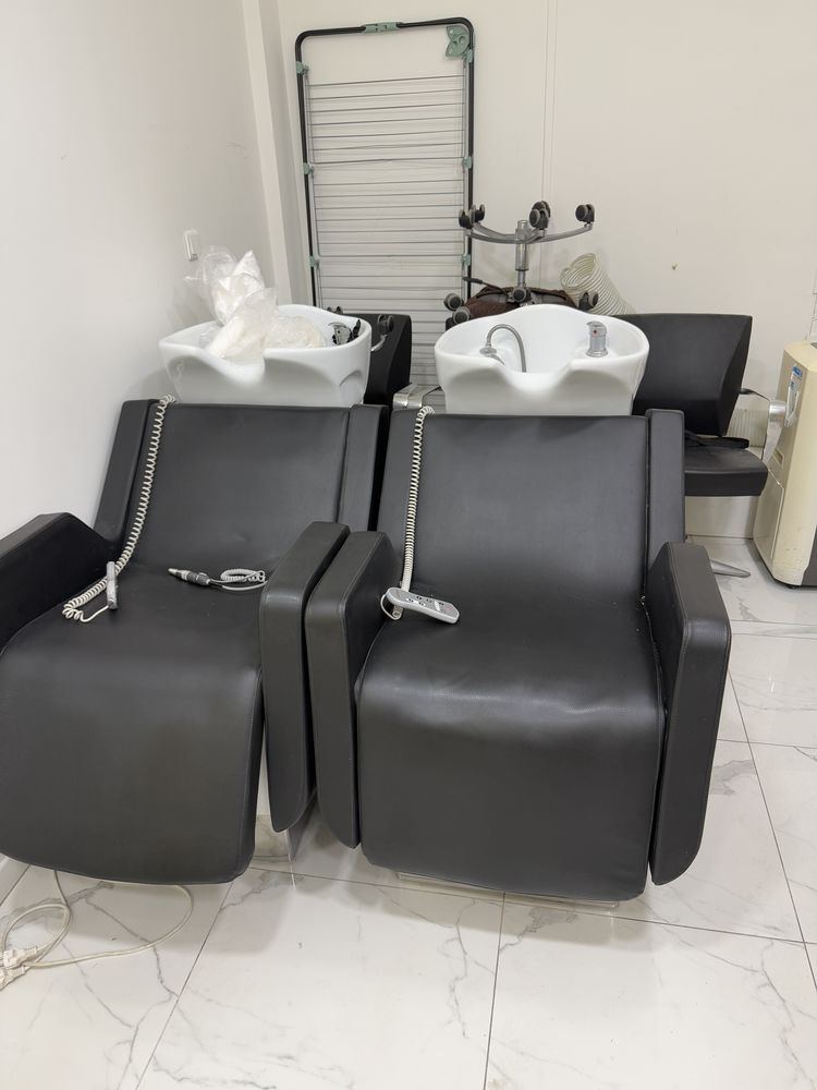 2 lavages de tete 400 Paris 11 (75)