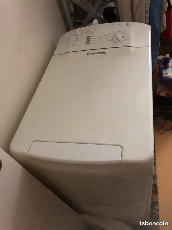 Lave linge ARISTON 250 Ivry-sur-Seine (94)