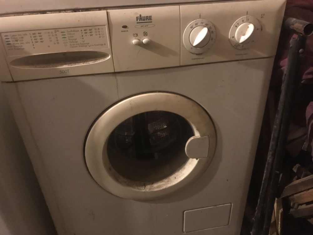 Lave linge Faure 40 Saint-Sauveur-de-Cruzi�res (07)