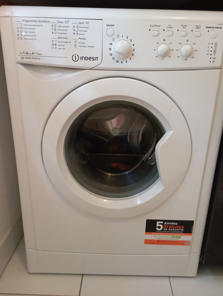 lave-linge Indesit 6kg A++ tr�s peu utilis�, bon �tat 120 Lyon 3 (69)