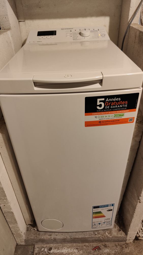 Lave linge INDESIT peu servi 110 Marseille 9 (13)