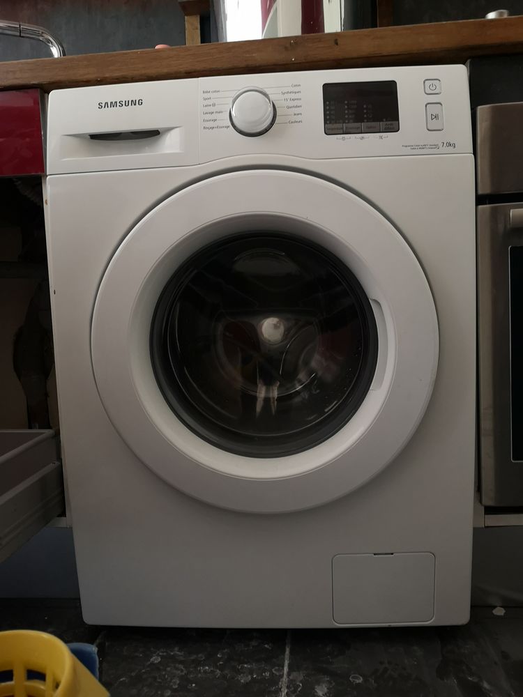 LAVE-LINGE SAMSUNG TR�S BON �TAT 260 Bougival (78)