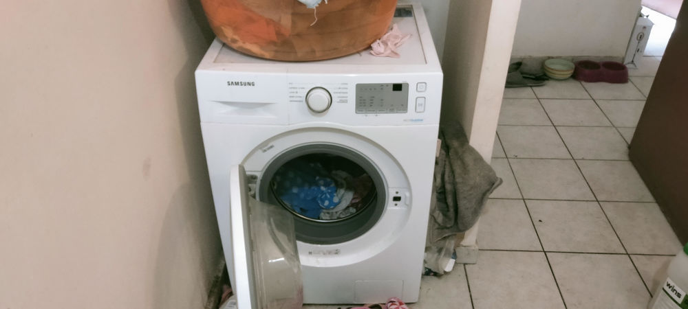 Lave linge Samsung bon �tat mise en cause d�part 100 Mamoudzou (97)