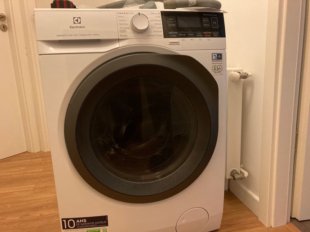 Lave linge s�chant ELECTROLUX PERFECTCARE 700 500 Laval (53)