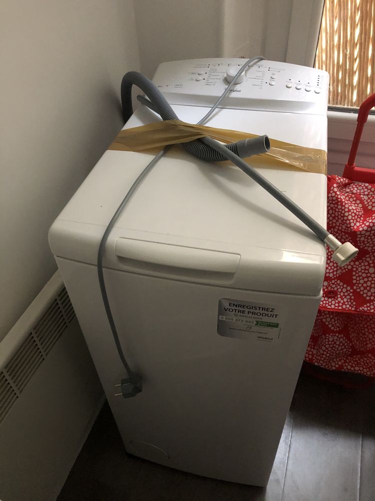 Lave linge standard avec nombreux programmes 0 Paris 18 (75)