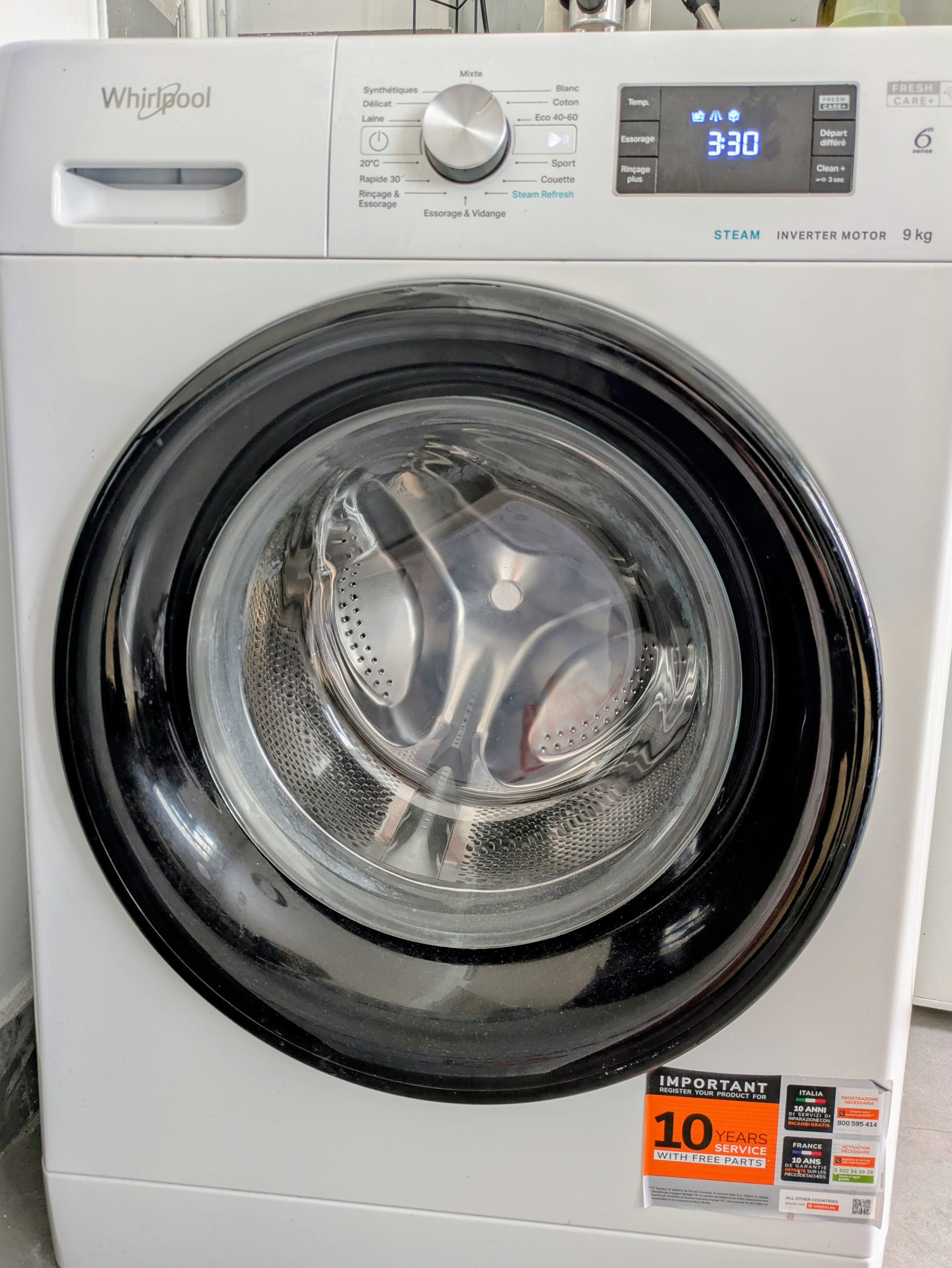 LAVE-LINGE  VRAIE AFFAIRE  WHIRLPOOL FRESH CARE+ 9k 250 Paris 15 (75)