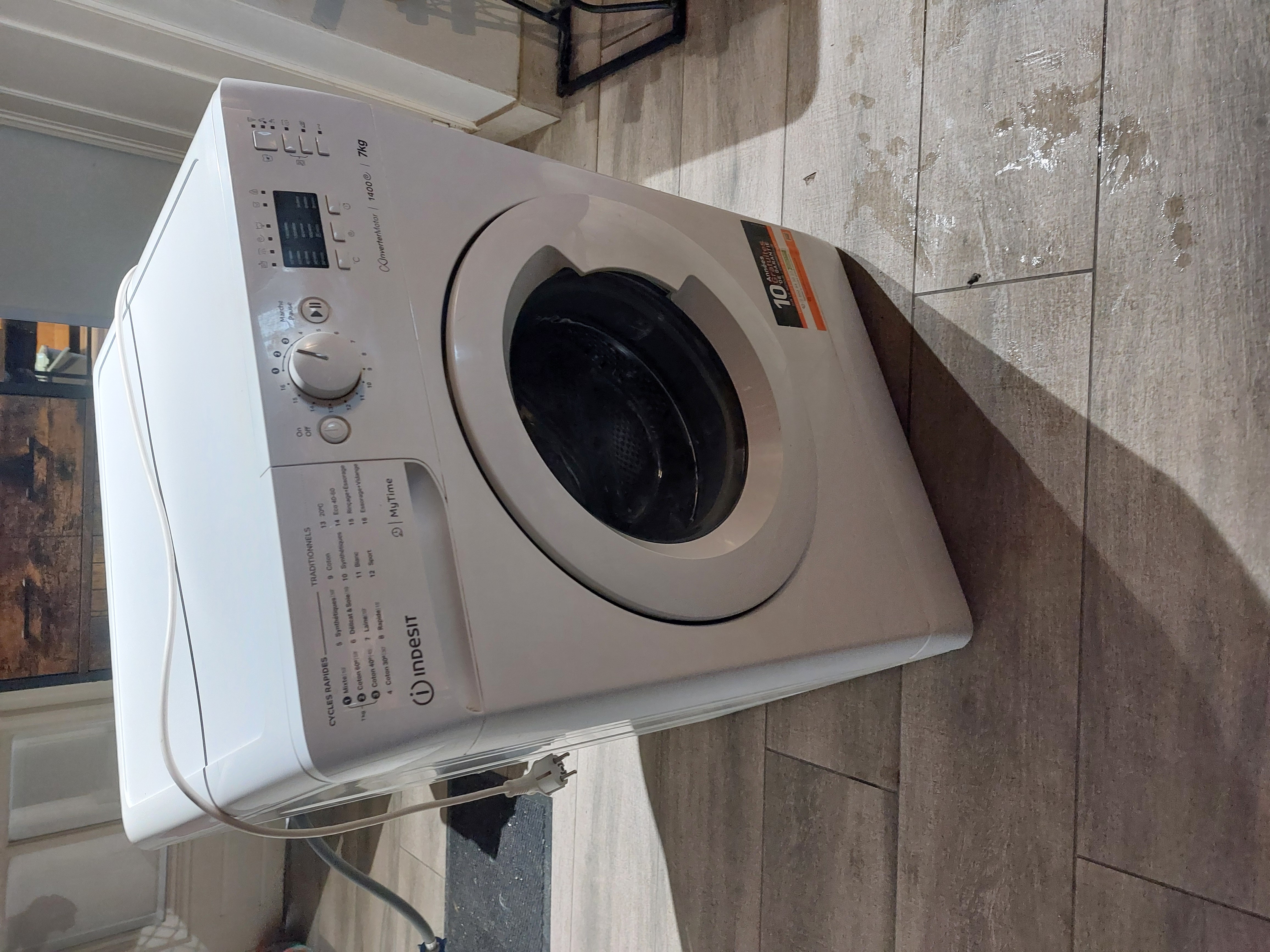 LAVE LINGE 120 Cr�ches-sur-Sa�ne (71)