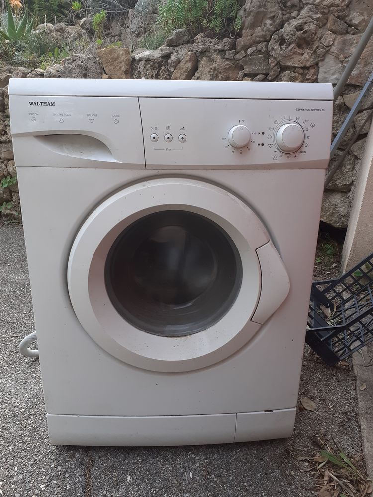 LAVE LINGE 6 KG 20 Cavalaire-sur-Mer (83)