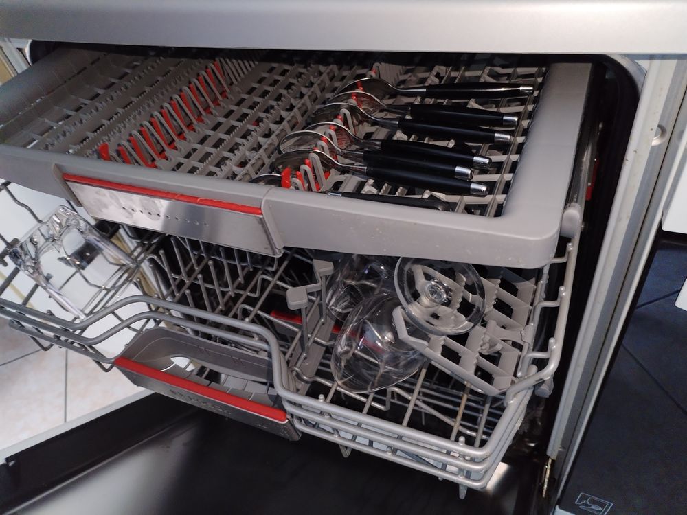 lave-vaisselle BOSH 400 Peyzieux-sur-Sa�ne (01)