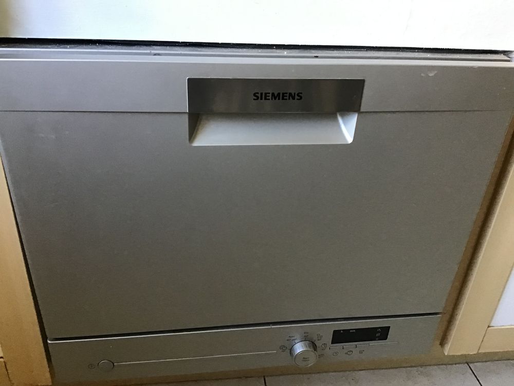 Lave vaisselle 6 couverts 100 Pineuilh (33)