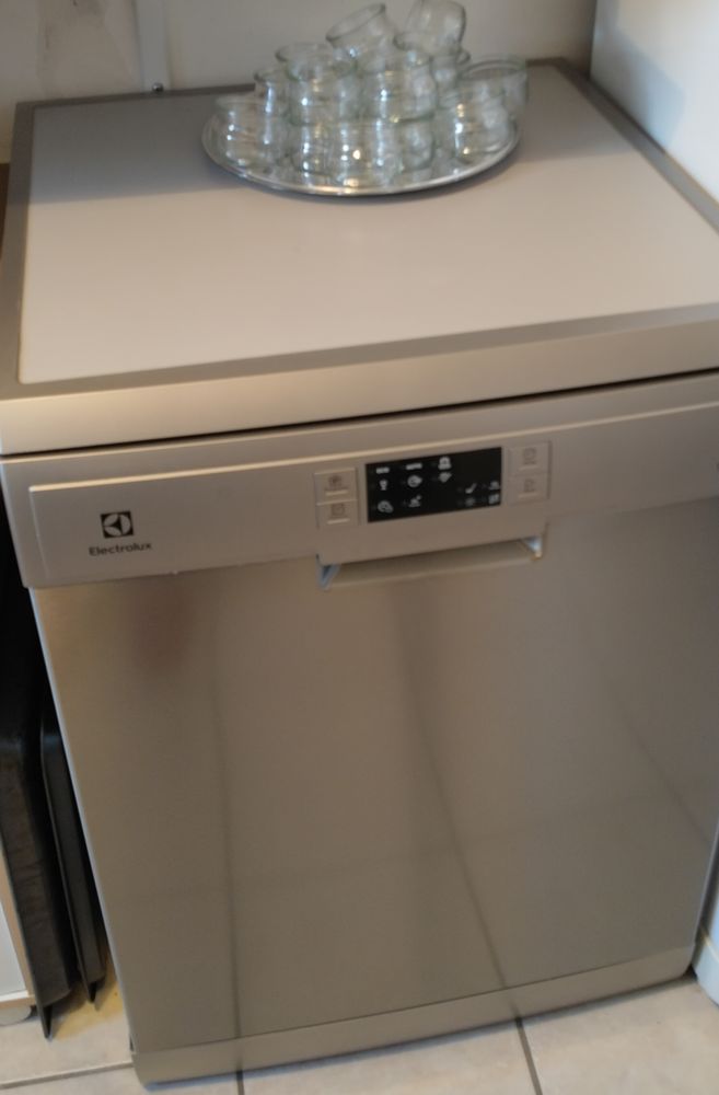 Lave Vaisselle Electrolux cause d�m�nagement 80 Sainte-Maure-de-Touraine (37)