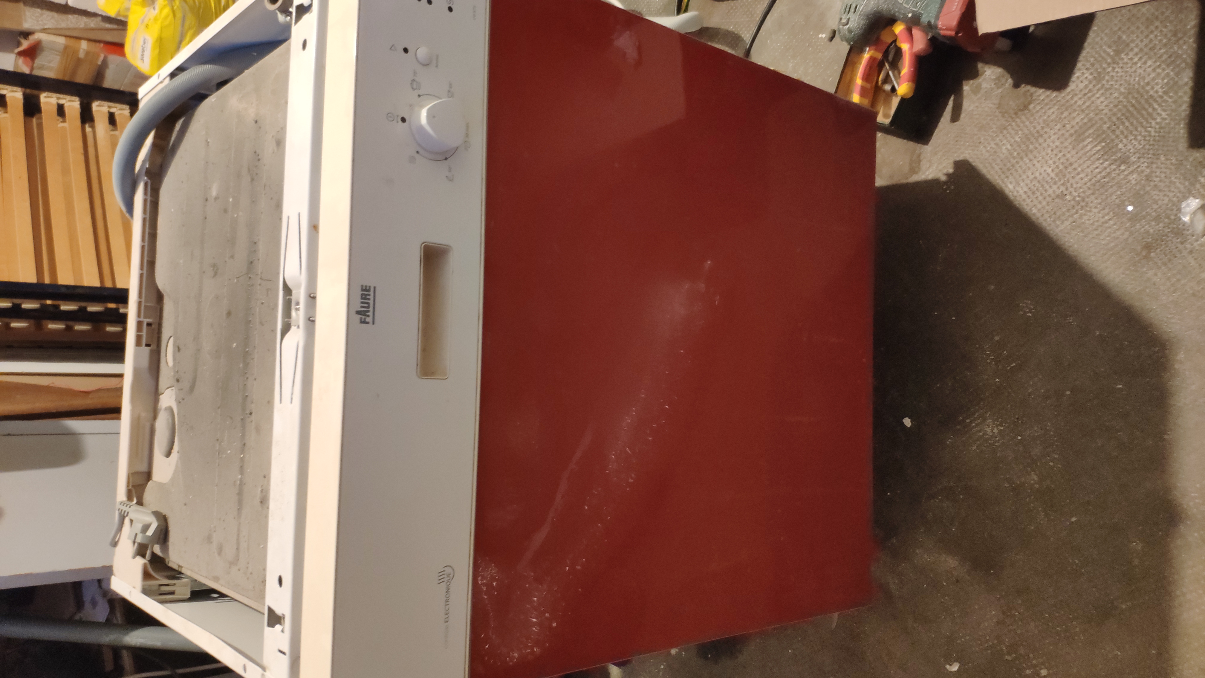 Lave vaisselle Faure contr�le �lectronique 90 B�ziers (34)