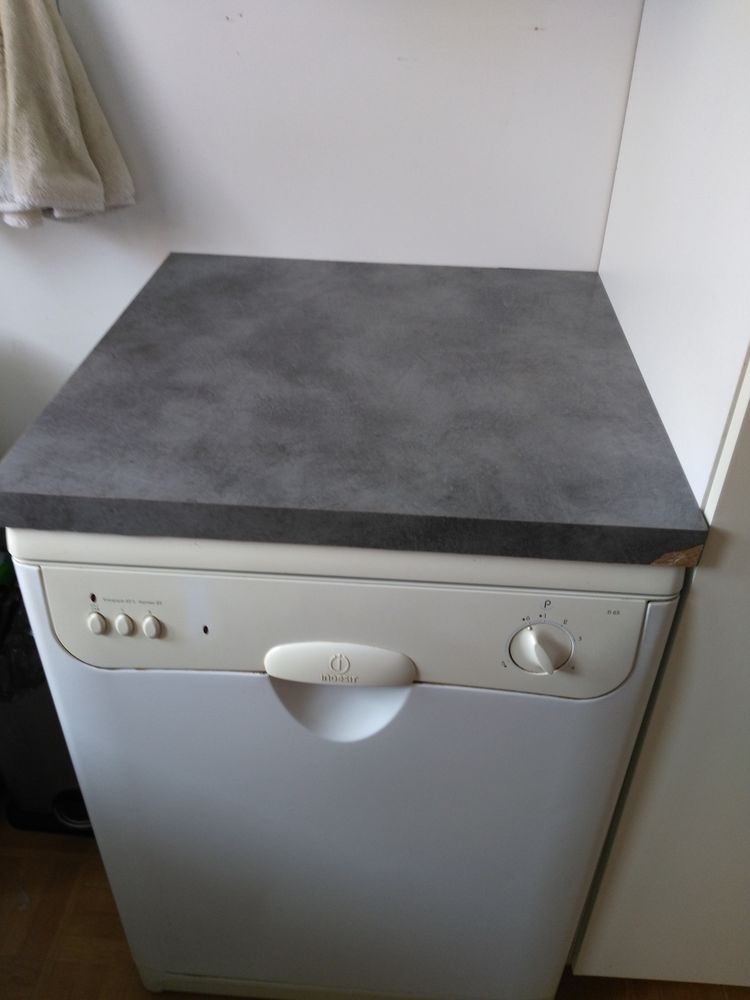 Lave vaisselle Indesit 80 Jonqui�res (84)