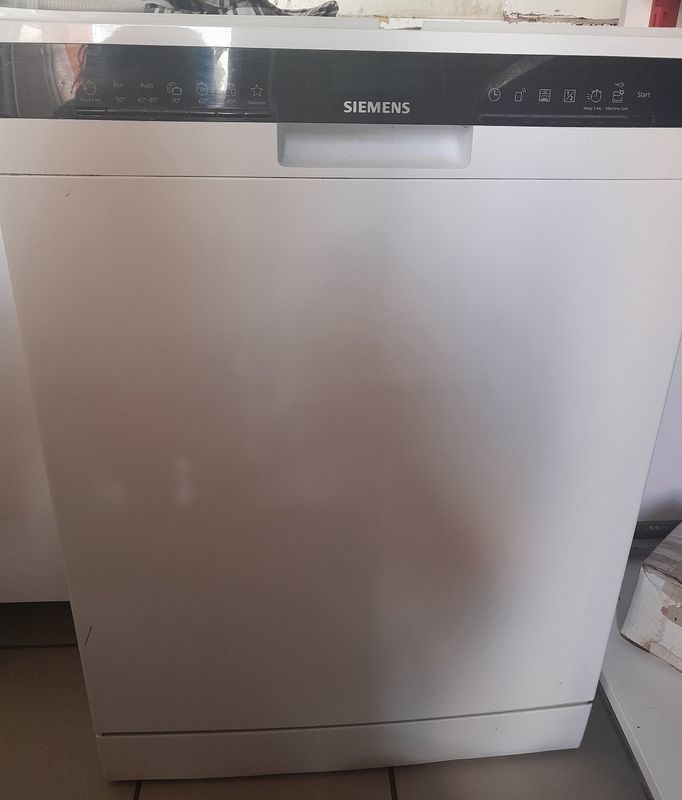 Lave-vaisselle SIEMENS Connect� 300 Rosny-sous-Bois (93)