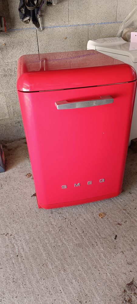 lave vaisselle smeg 400 Saint-Bonnet-en-Champsaur (05)