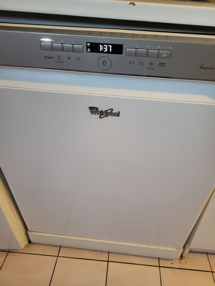 lave vaisselle whirlpool 100 Rennes (35)