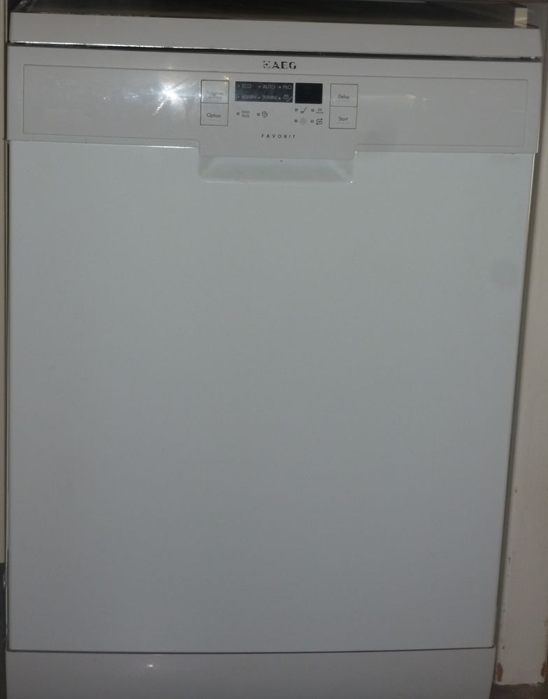 lave vaisselle 200 Villeneuve-Loubet (06)