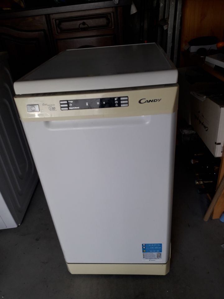 lave vaisselle 50 Saint-Yrieix-sur-Charente (16)