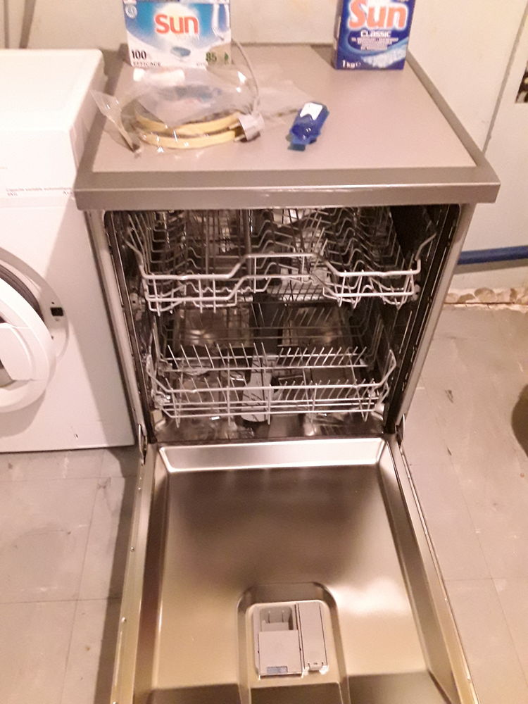 lave vaisselle 290 Inzinzac-Lochrist (56)