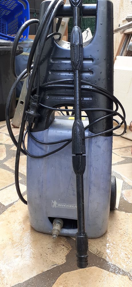 Laveur haute pression Michelin 130R- 110/120 bars -220volts 20 La Valette-du-Var (83)