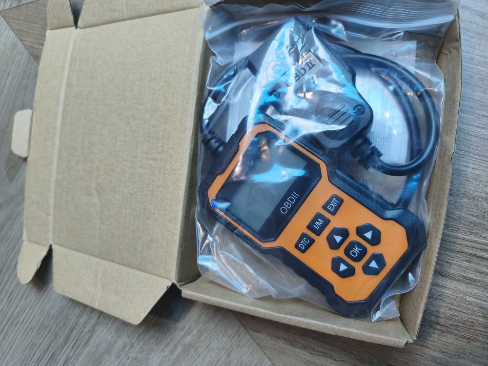 Lecteur codes d�faut vehicules 18 Les Angles (30)