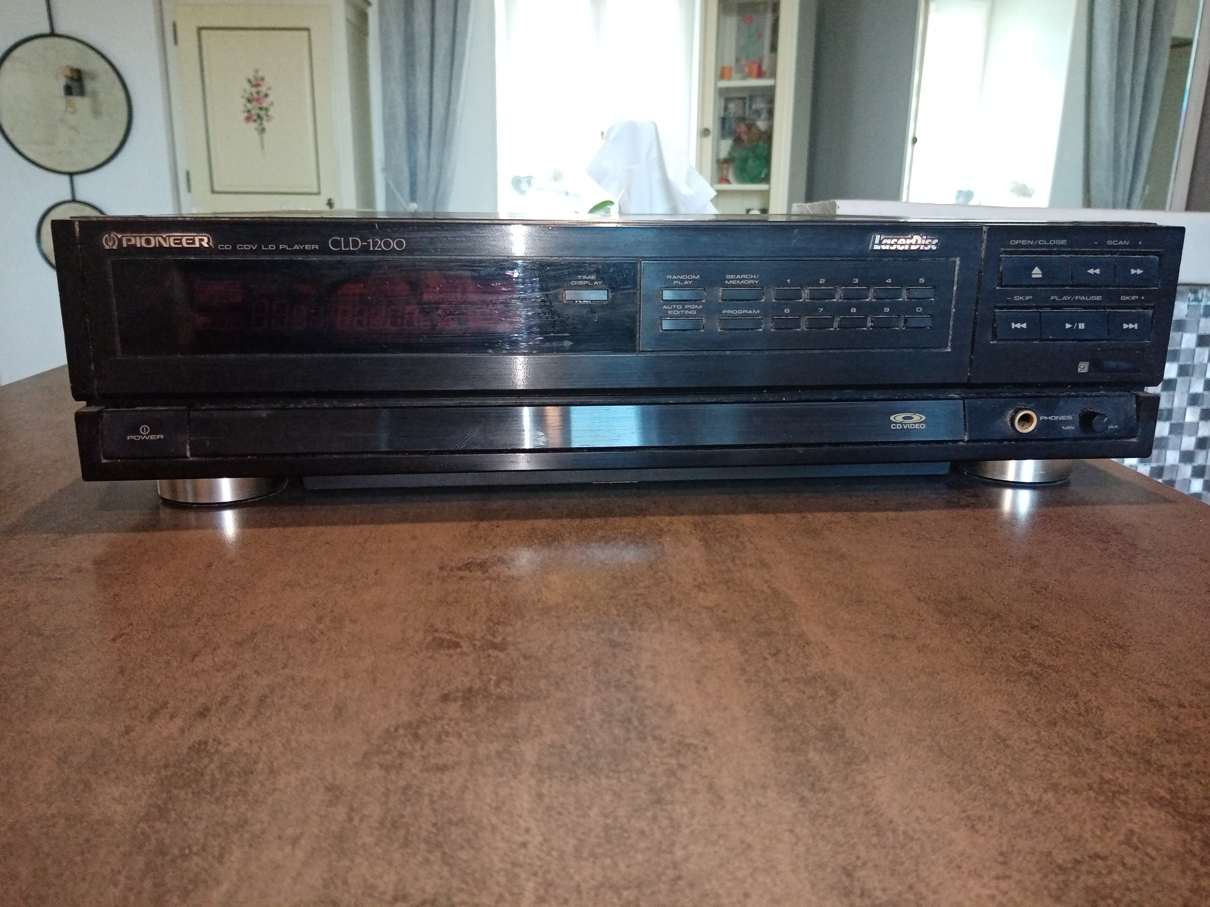 Lecteur CD CDV LD noir pioneer 100 Monnerville (91)